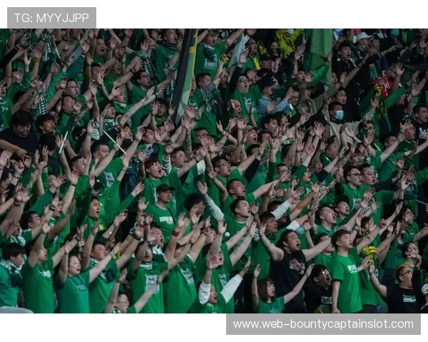 马赛当地球迷文化塑造球队成功，魔鬼主场声浪震慑对手