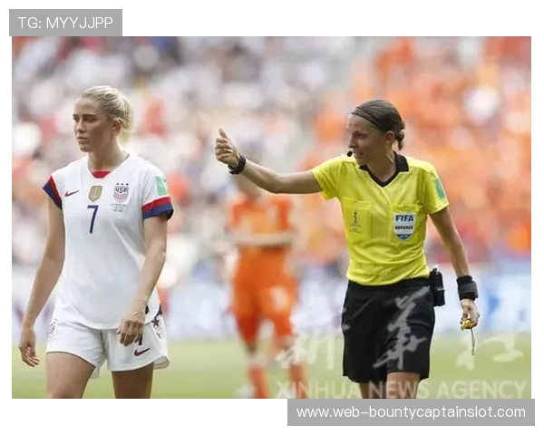 法甲裁判执法一致性争议回顾:技术辅助与人为判断平衡之道 法甲裁判执法一致性争议回顾:技术辅助与人为判断平衡之道